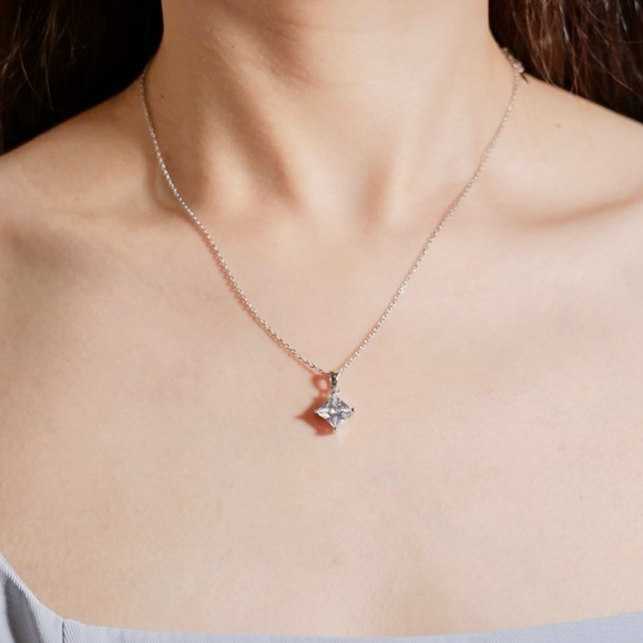 Certified Princess Cut Moissanite Diamond Necklace 2CT - Picture 6 of 12